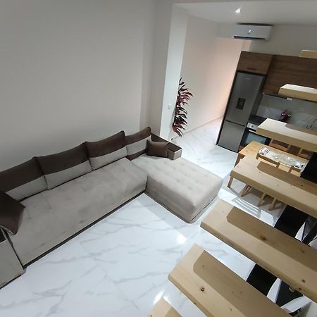 Villa Cemil Alexandroupoli Eksteriør billede